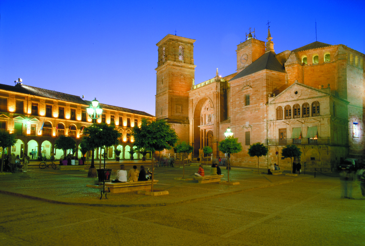 Plaza Mayor de Villanueva de los Infantes